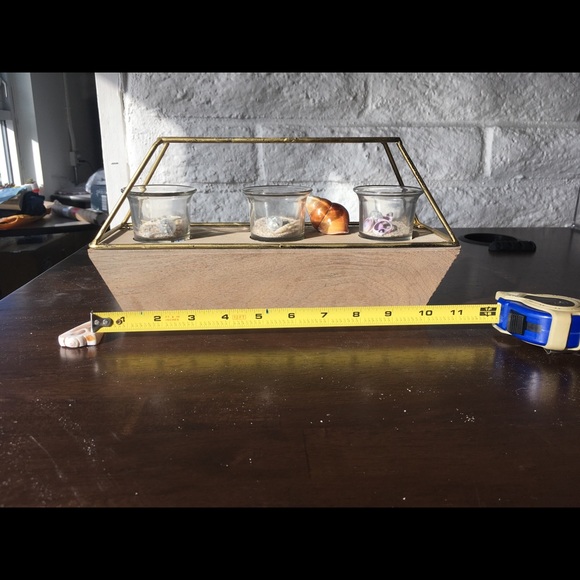 Gold and wood geometric candle holders - Picture 3 of 7